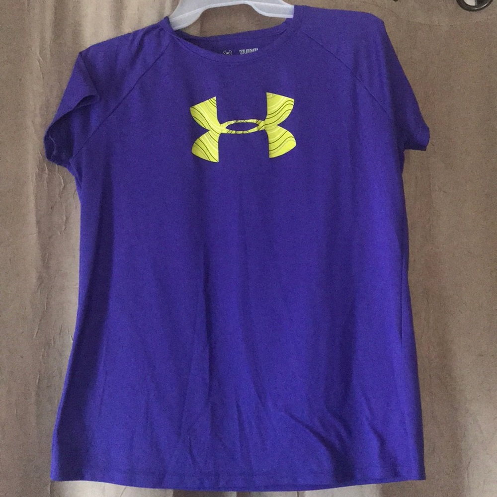Under Armour Loose HeatGear T-Shirt Size: Youth XL
